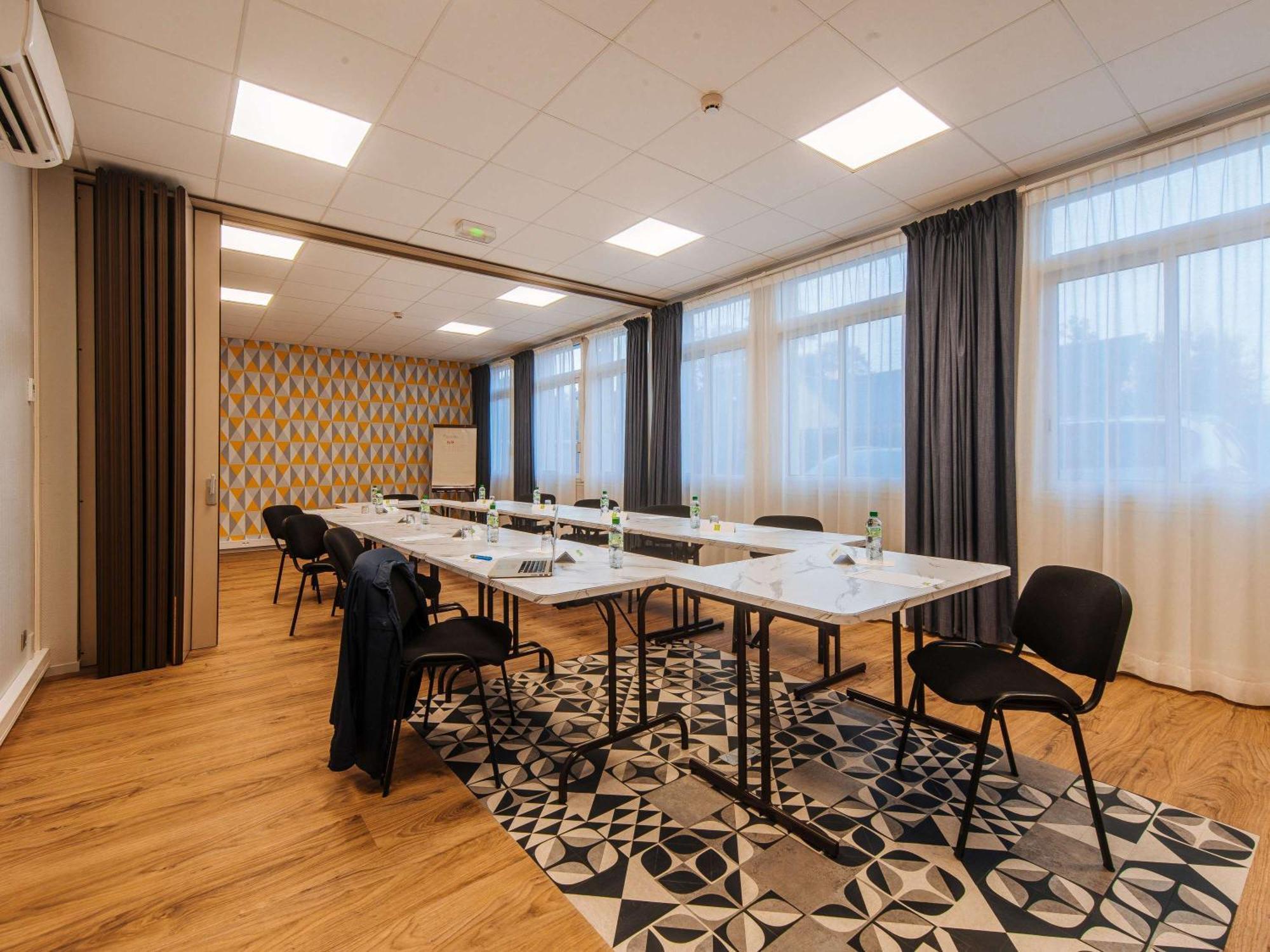 ホテル Ibis Styles Ancenis Centre エクステリア 写真