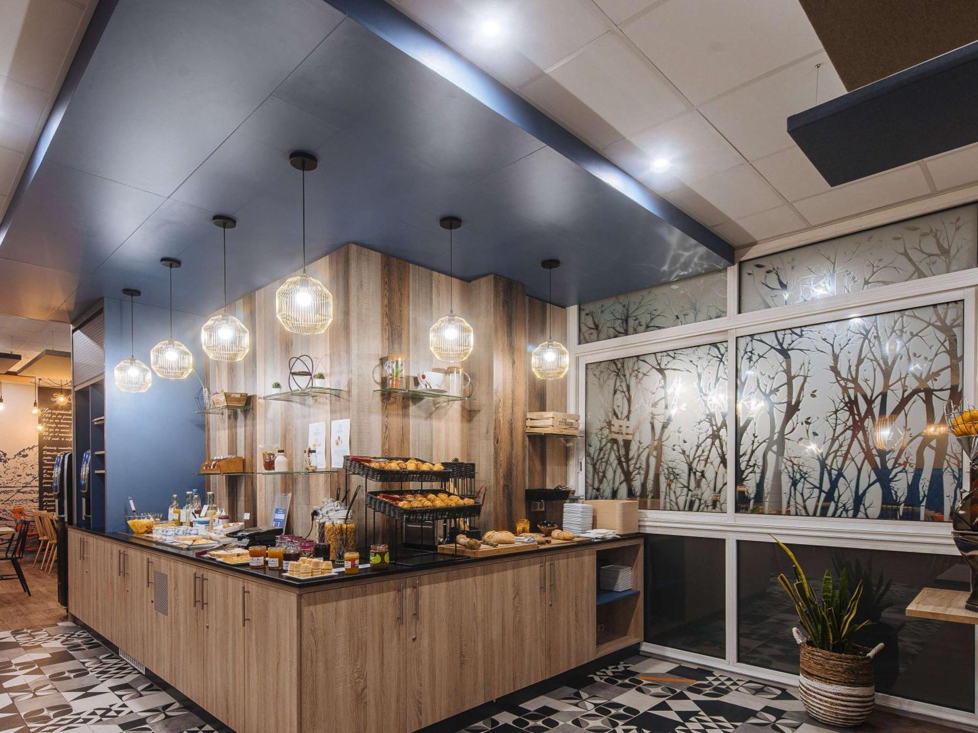 ホテル Ibis Styles Ancenis Centre エクステリア 写真