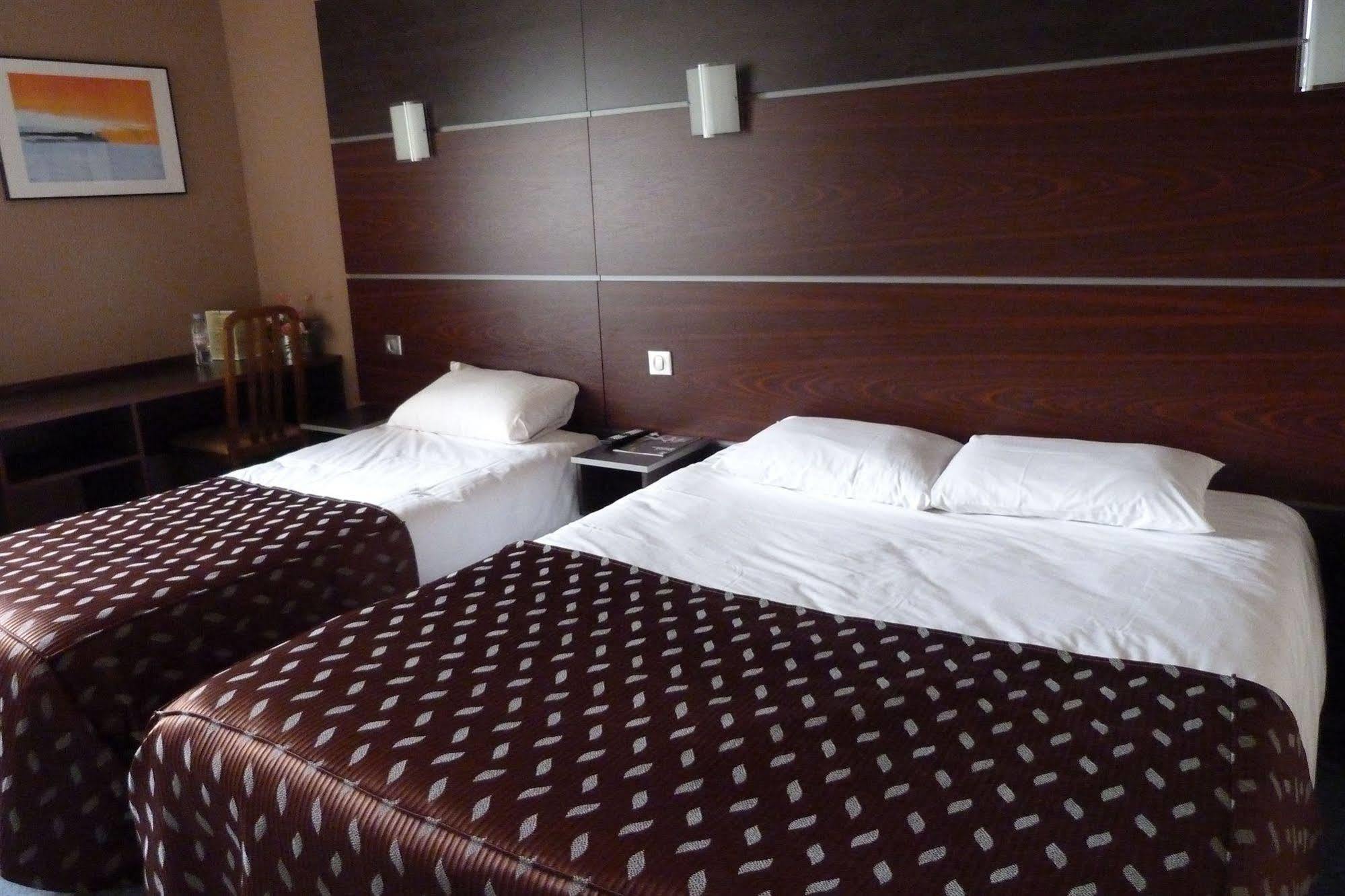 ホテル Ibis Styles Ancenis Centre エクステリア 写真